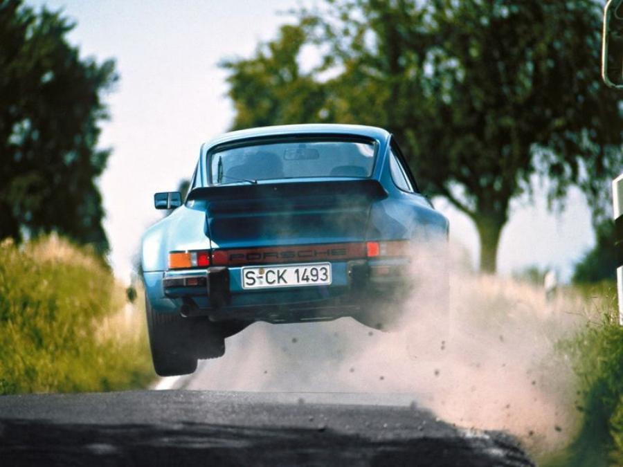  Porsche 911 Turbo 3.0 Coupe 1975 года  (фото 13 из 25)